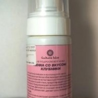 Пенка для подростковой кожи Клубника  С экстрактом ромашки и коллоидной серой 